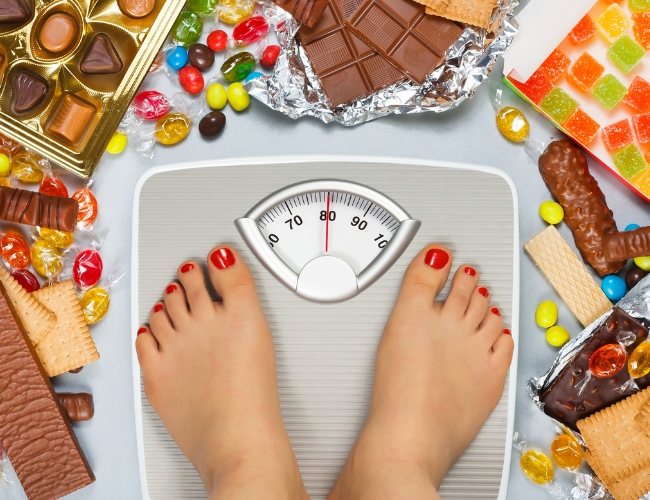 Succumbing to food cravings can contribute to weight gain and obesity